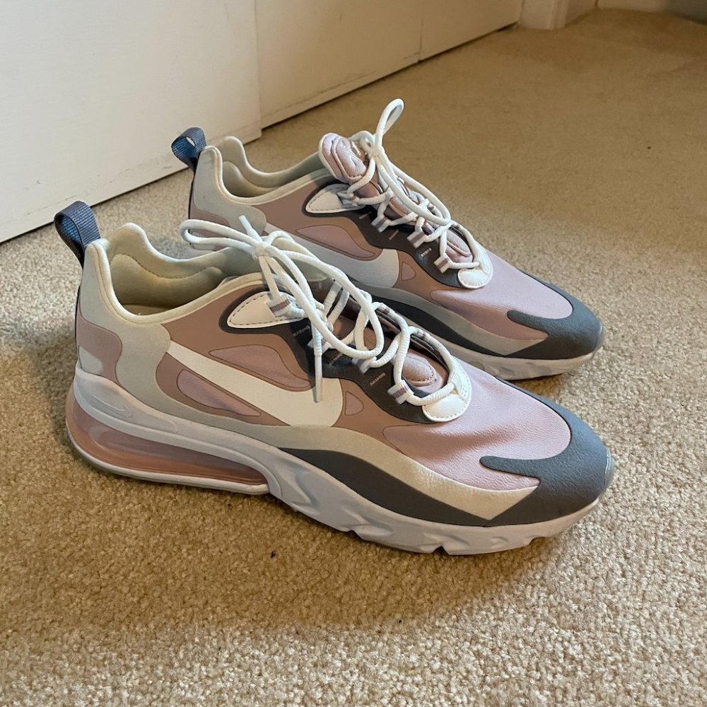 Air Max 270 React 'Plum Chalk'